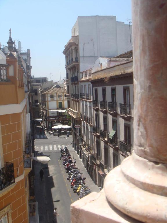 Hostal Union Campana Sevilla Exteriör bild