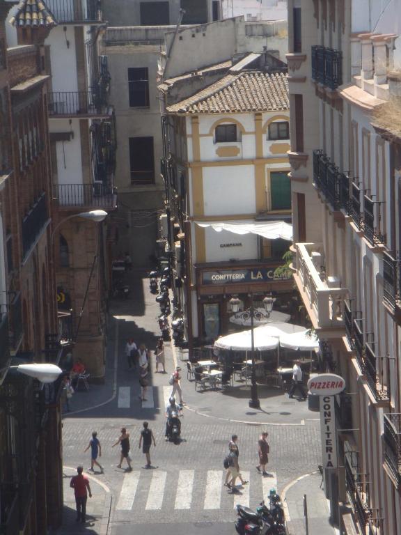 Hostal Union Campana Sevilla Exteriör bild